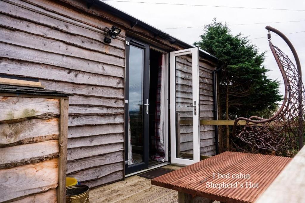 Culbokie Lodges ภายนอก รูปภาพ