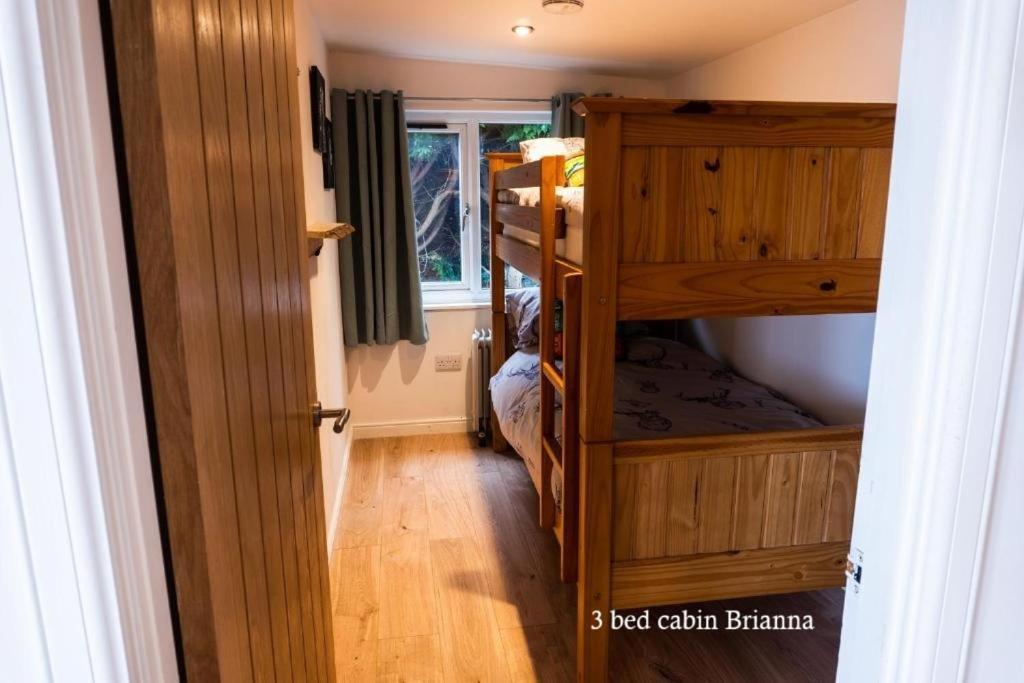 Culbokie Lodges ภายนอก รูปภาพ
