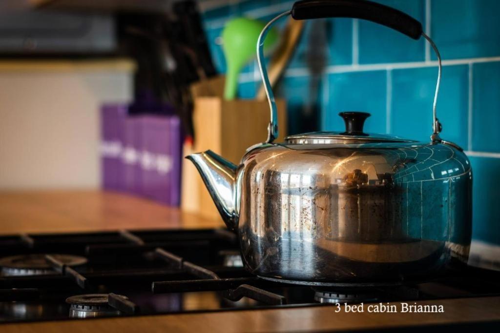 Culbokie Lodges ภายนอก รูปภาพ